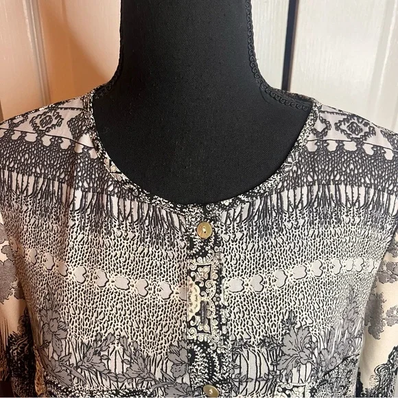 Anthropologie Fig and Flower Tunic Dress Sz M Floral Paisley Gray 1/4 Button - Picture 3 of 9